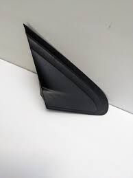 AYNA MUSKA ÇAMURLUKTAKİ PEUGEOT 208