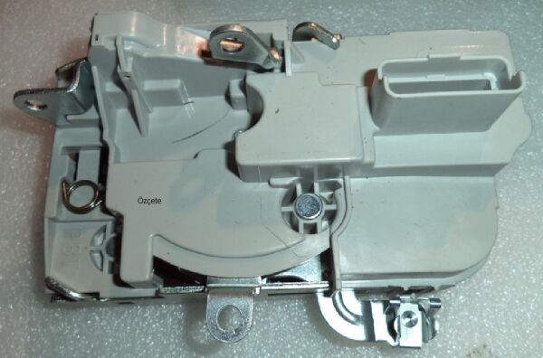 SOL ÖN KAPI KİLİDİ PEUGEOT PARTNER M59