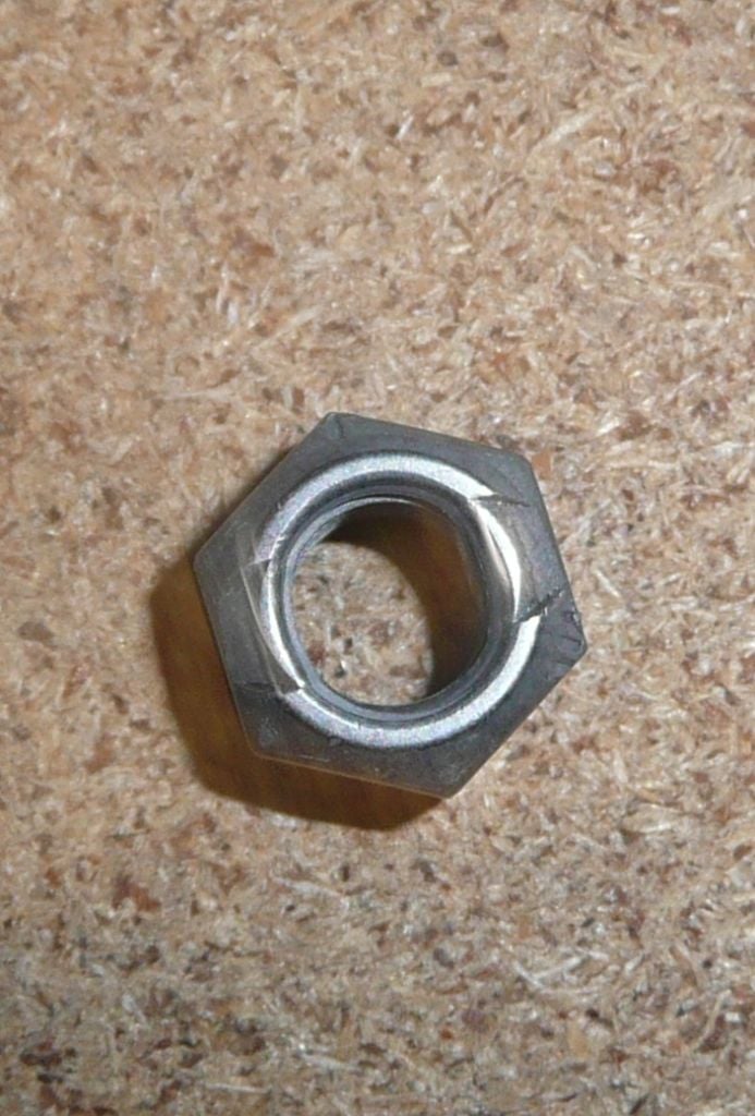 AKS ASKI VİDA SOMUNU PEUGEOT SERİSİ