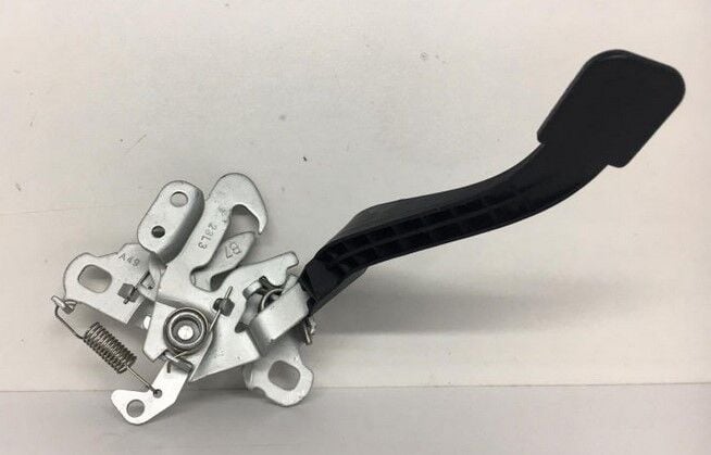 MOTOR KAPUT AÇMA PLASTİĞİ PEUGEOT 301